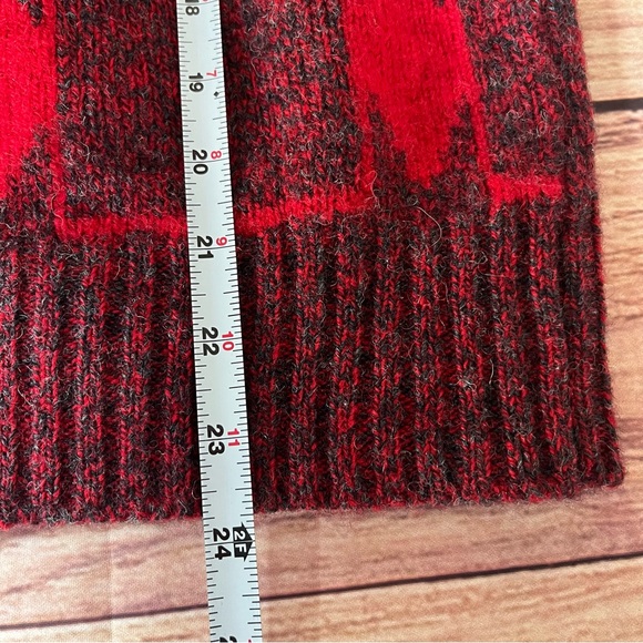 VTG PRINGLE Of Scotland Red Geometric Design Crew Neck Wool Knit Sweater Size M - Picture 6 of 7